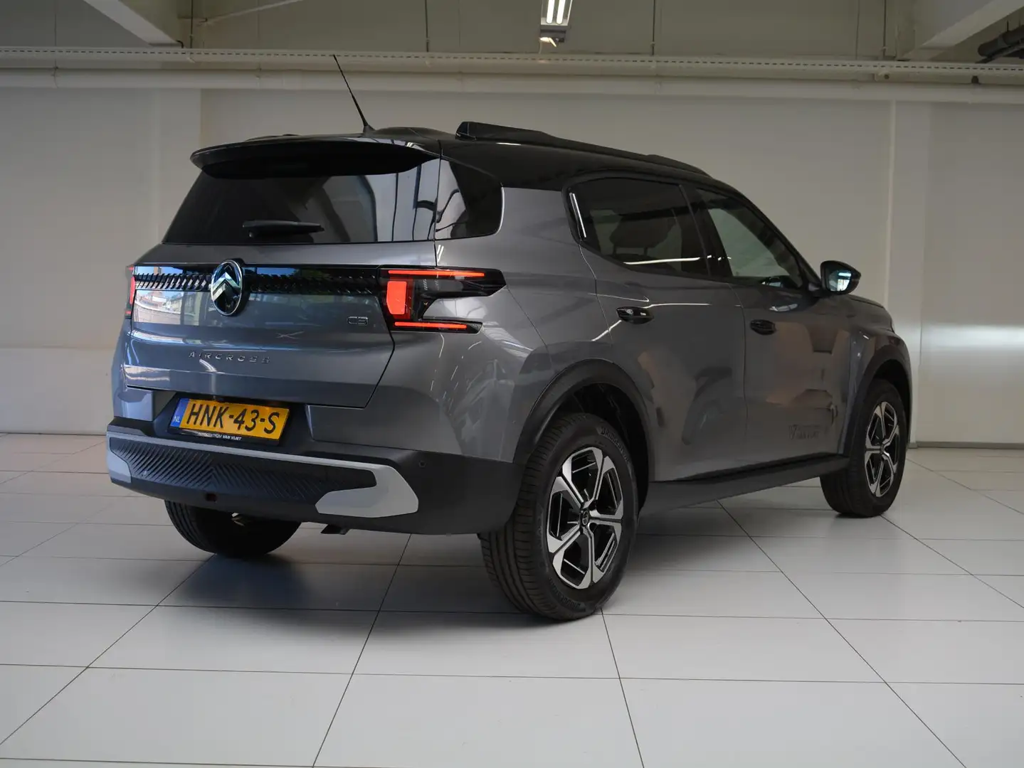 Citroen C3 Aircross 1.2 Hybrid 145pk Max Grijs - 2