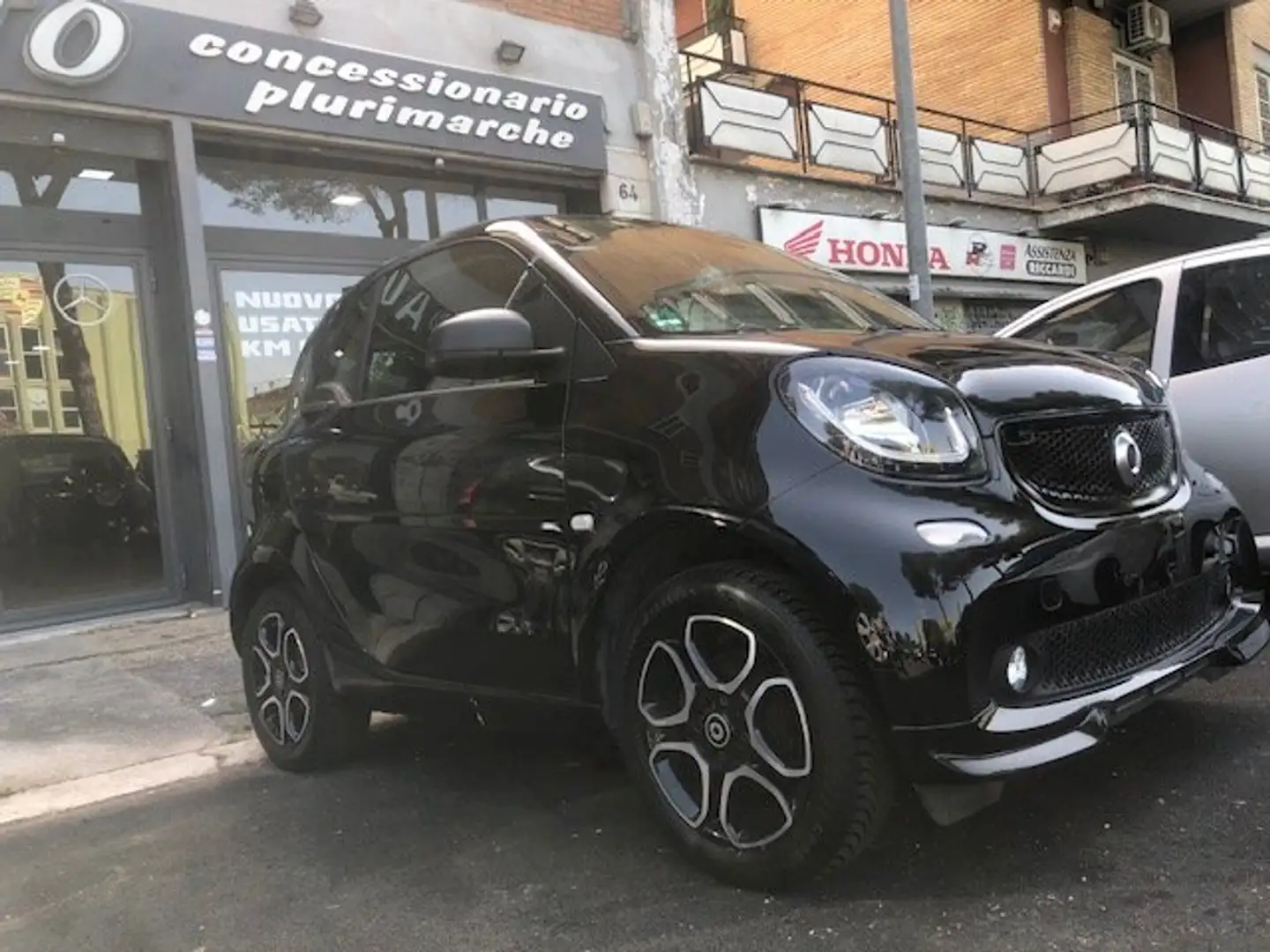 smart forTwo PASSION PREZZO REALE GARANZIA 12M LED SEDILI RISC. Negro - 2