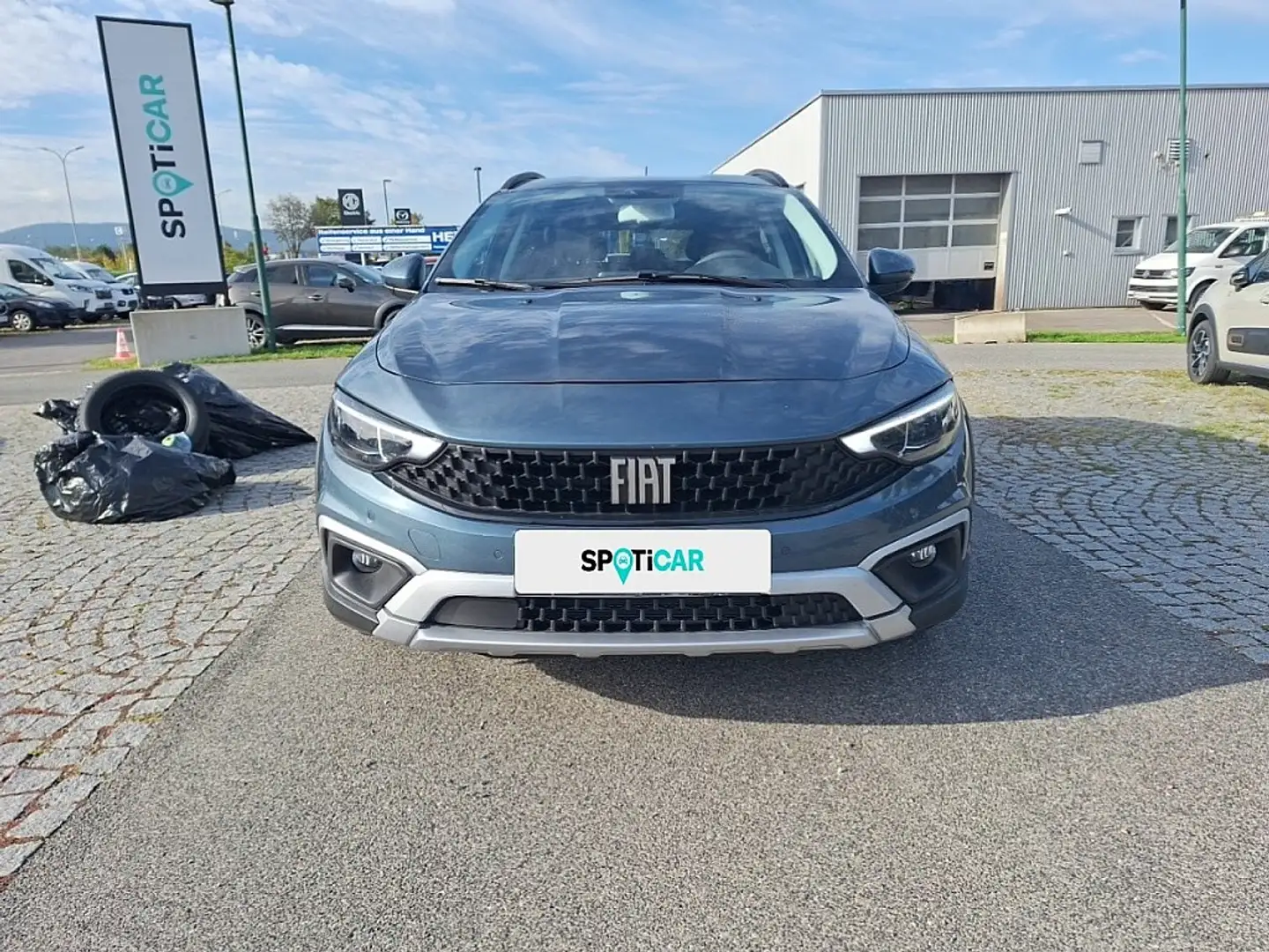 Fiat Tipo Hybrid 130 eDCT7 Cross Blau - 2