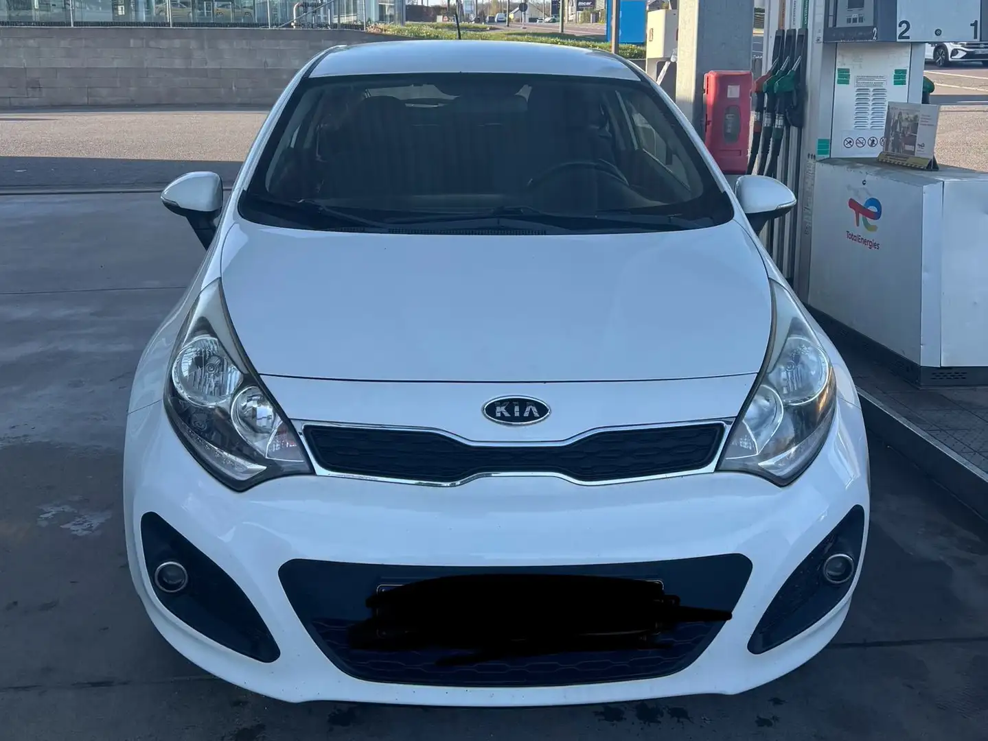 Kia Rio Rio 1.4 CRDi Fusion Blanc - 1