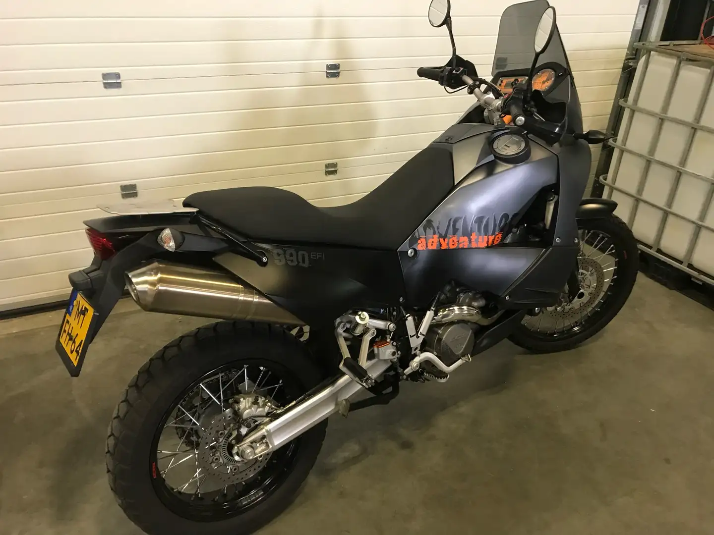 KTM 990 Adventure Schwarz - 2