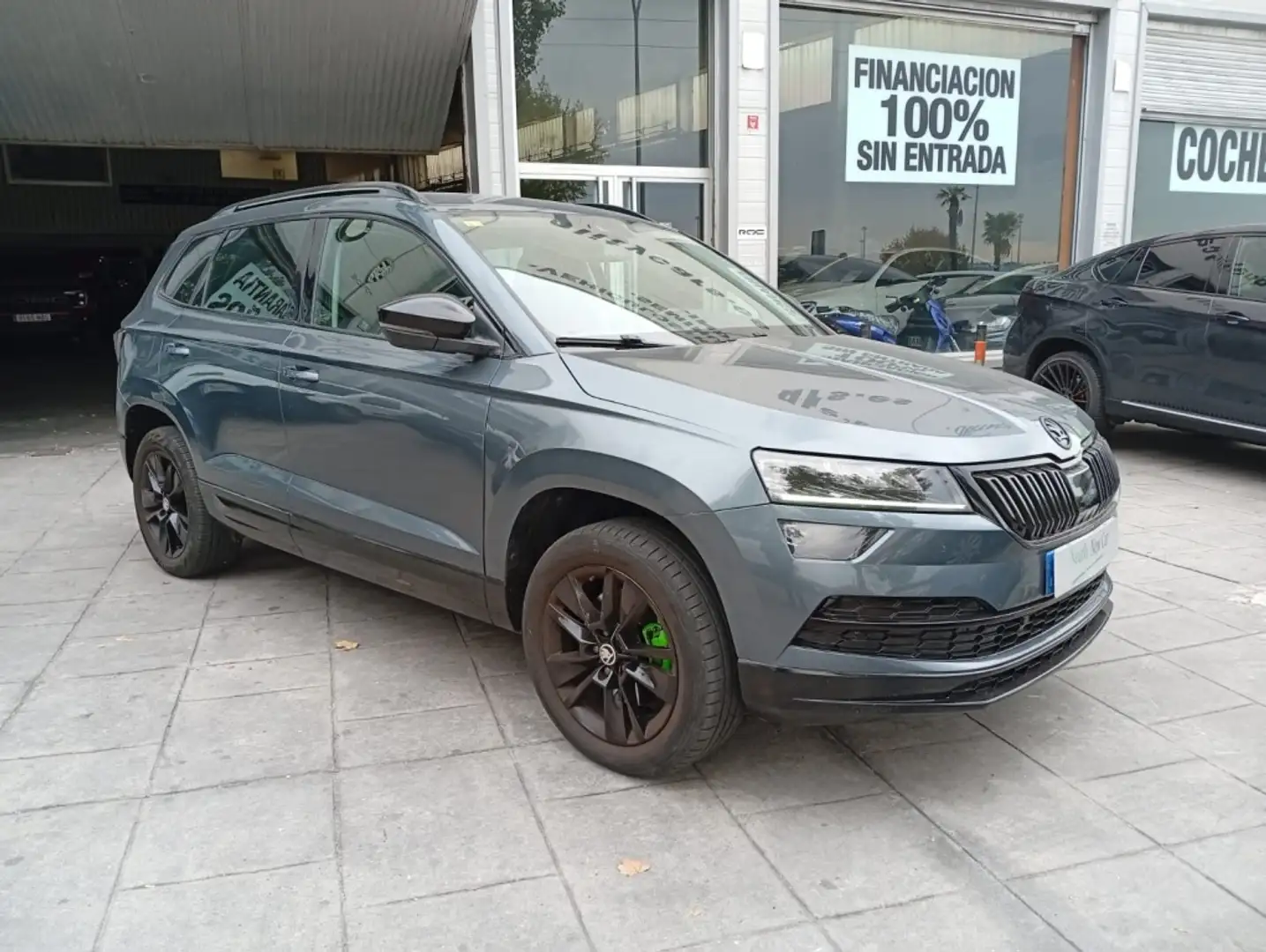 Skoda Karoq 1.5 TSI Style ACT Gris - 1