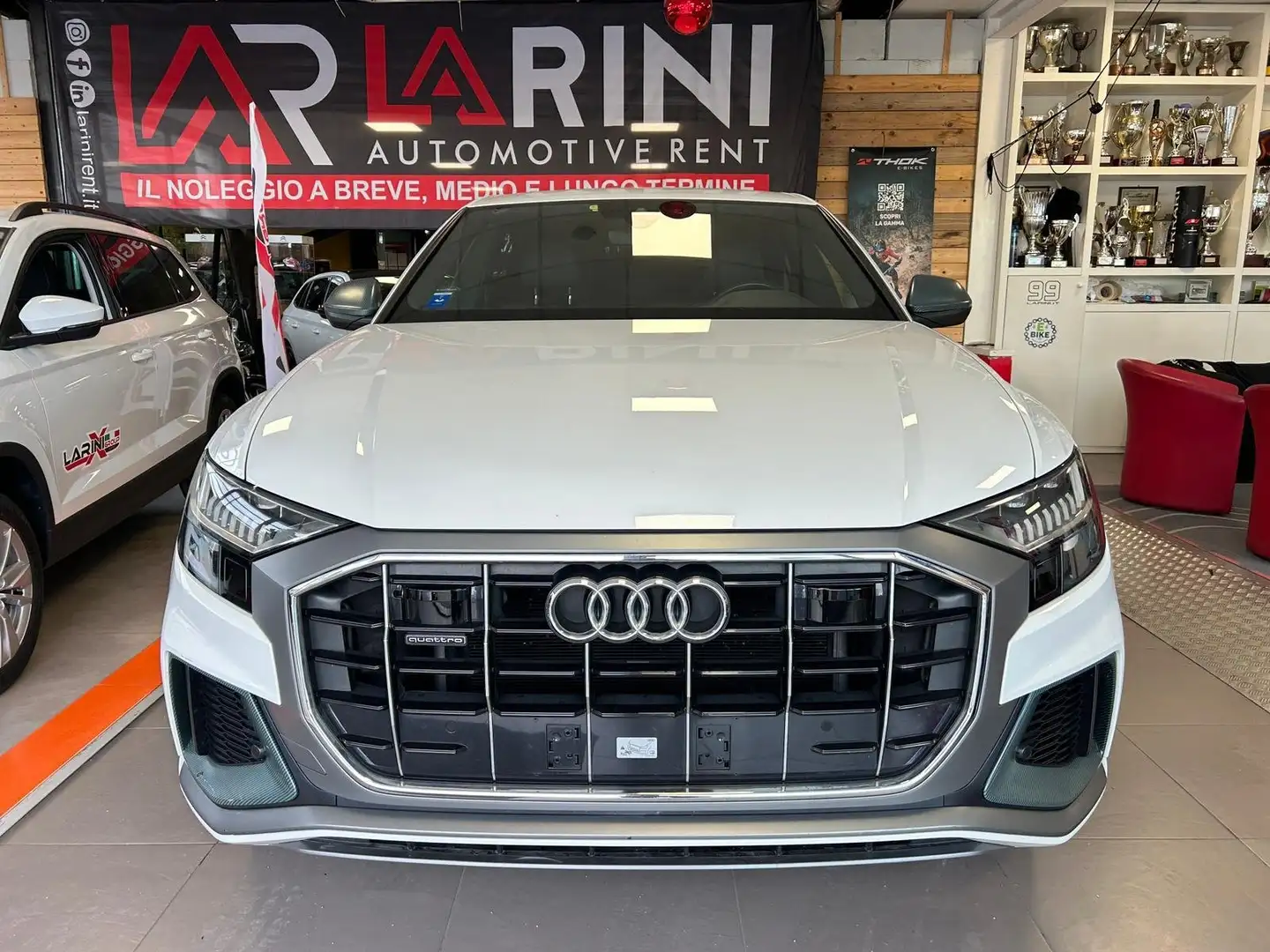 Audi Q8 4 TIP TRONIQ SLINE 50TDI Weiß - 1