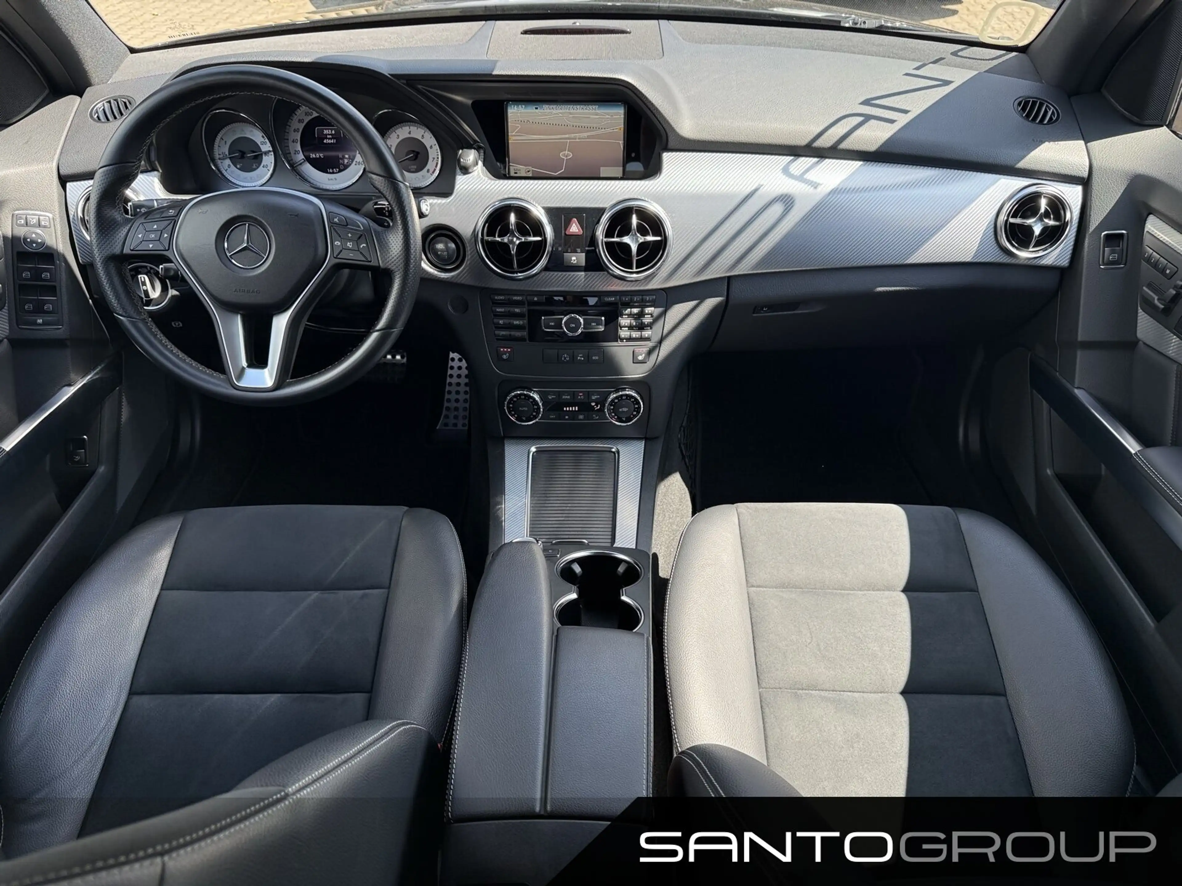Mercedes-Benz GLK 350 GLK 350 4MATIC AMG Line AHK Memory SHZ BT — photo 9