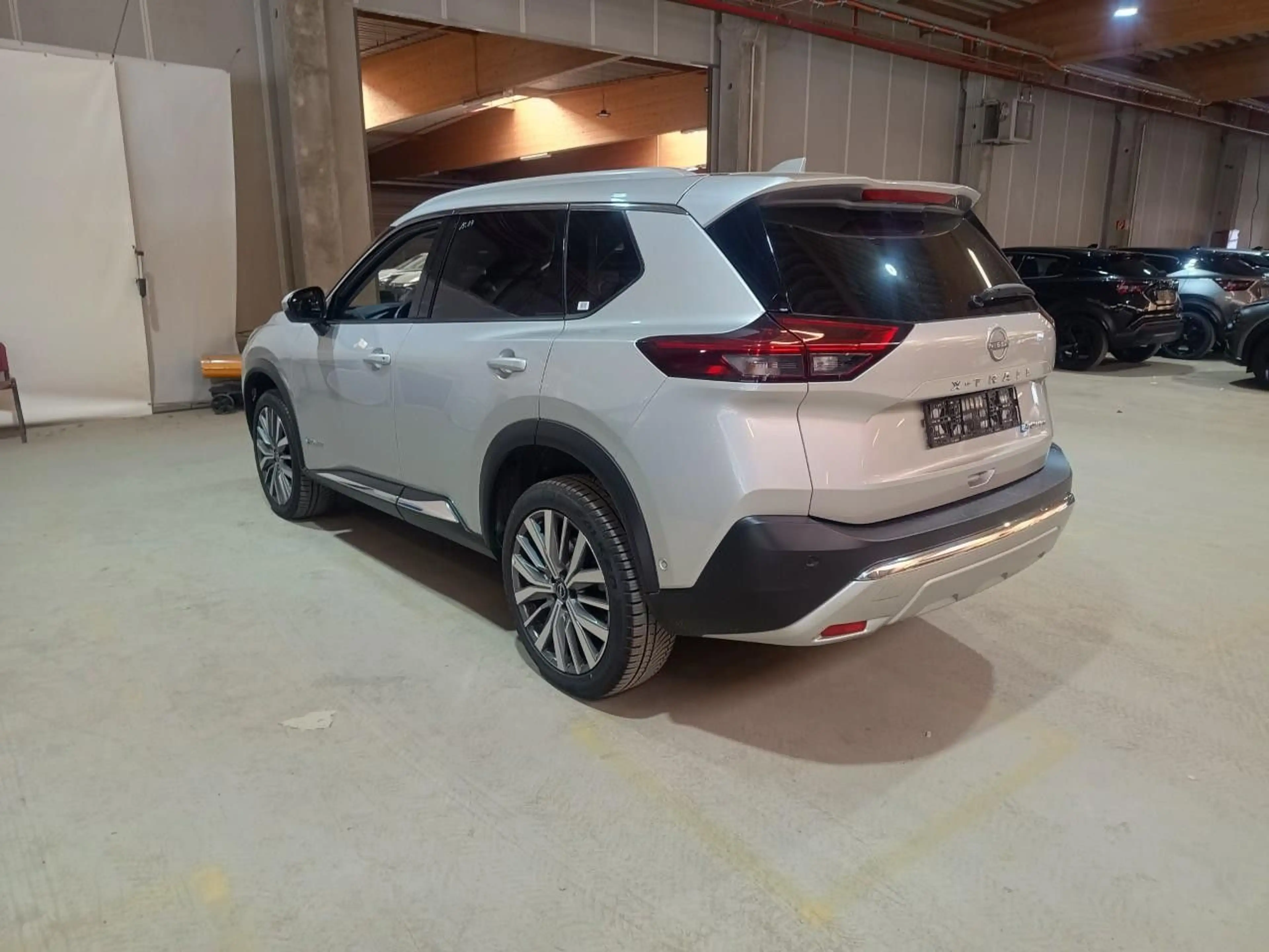 Nissan X-Trail e-Power e-4orce Tekna+ Panorama — photo 6