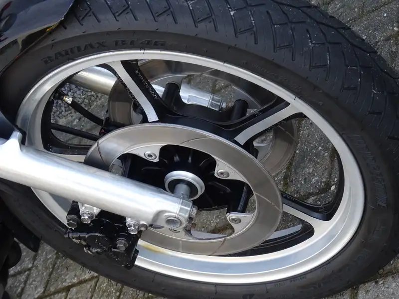 Honda VT 1100 - foto 5