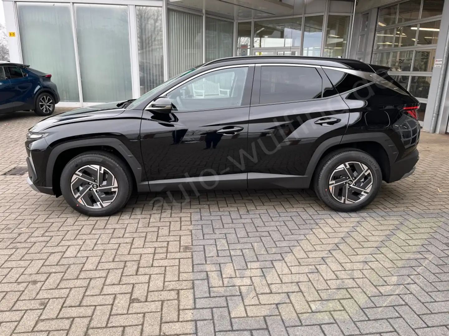 Hyundai TUCSON 1.6T-GDI-DCT MHEV Design LED Navi ACC RFK Schwarz - 2