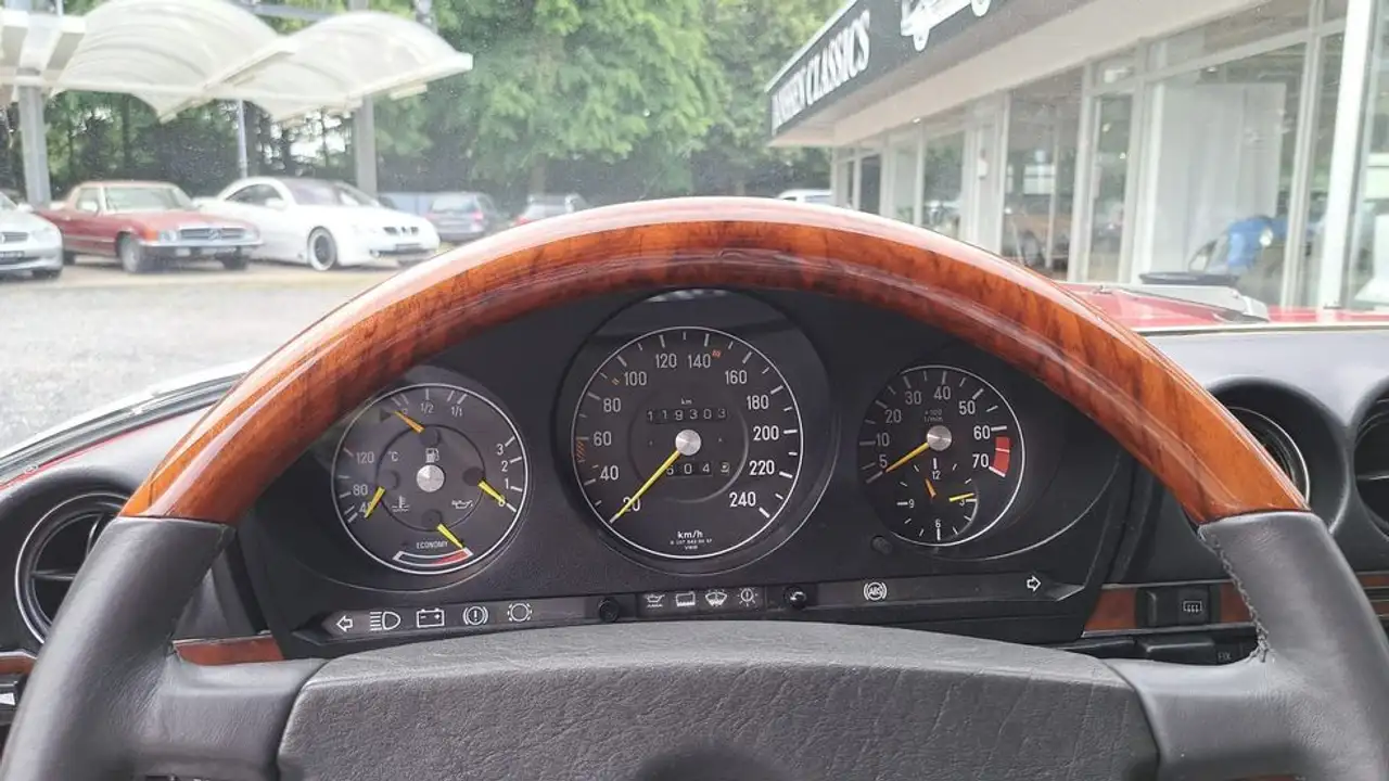 Mercedes-Benz SL 300 TOP Signalrot/Leder Schwarz/Automatik, foto 6