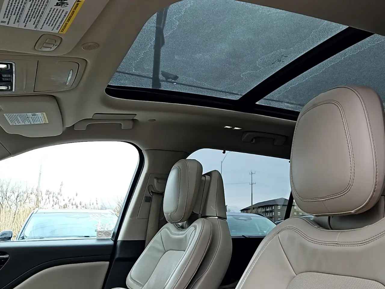 Lincoln Aviator снимка Lincoln Aviator
