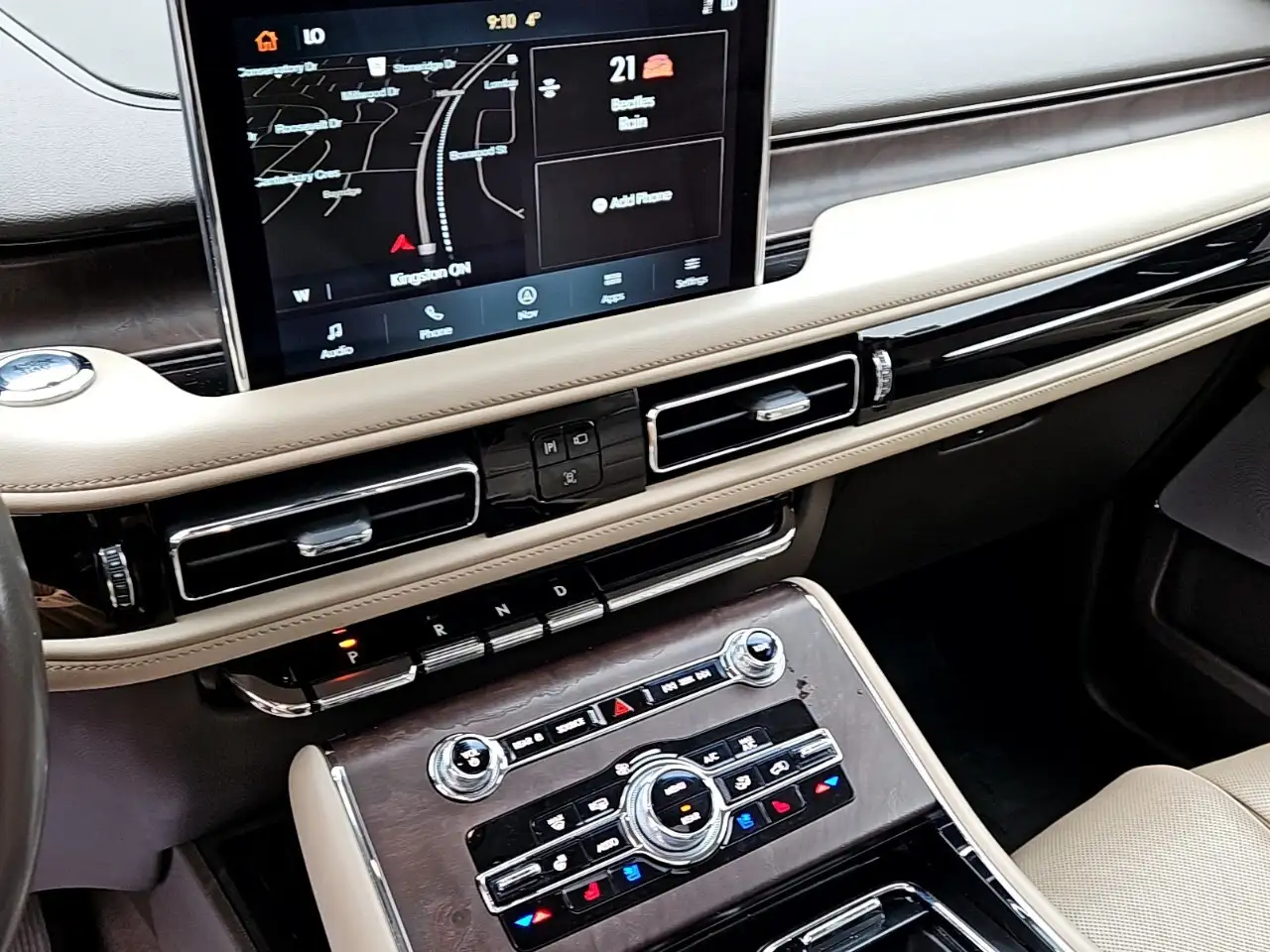 Lincoln Aviator снимка Lincoln Aviator