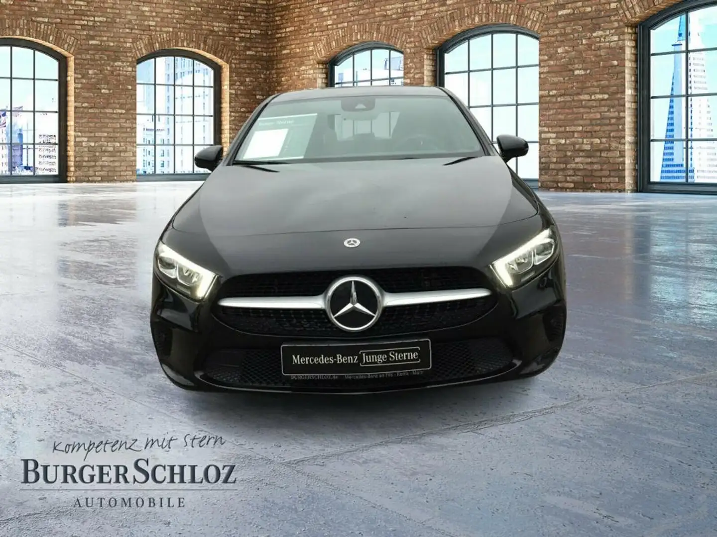 Mercedes-Benz A 250 e AUT Kam. KlimaA LED LM Navi PDC ParkAss Schwarz - 2