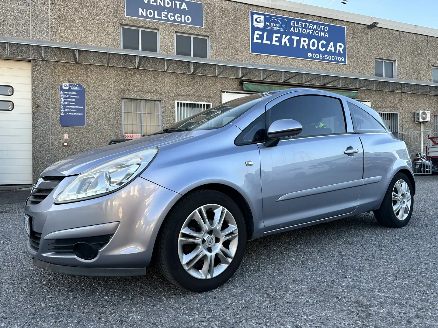 Opel Corsa 3p 1.0 Enjoy - 1