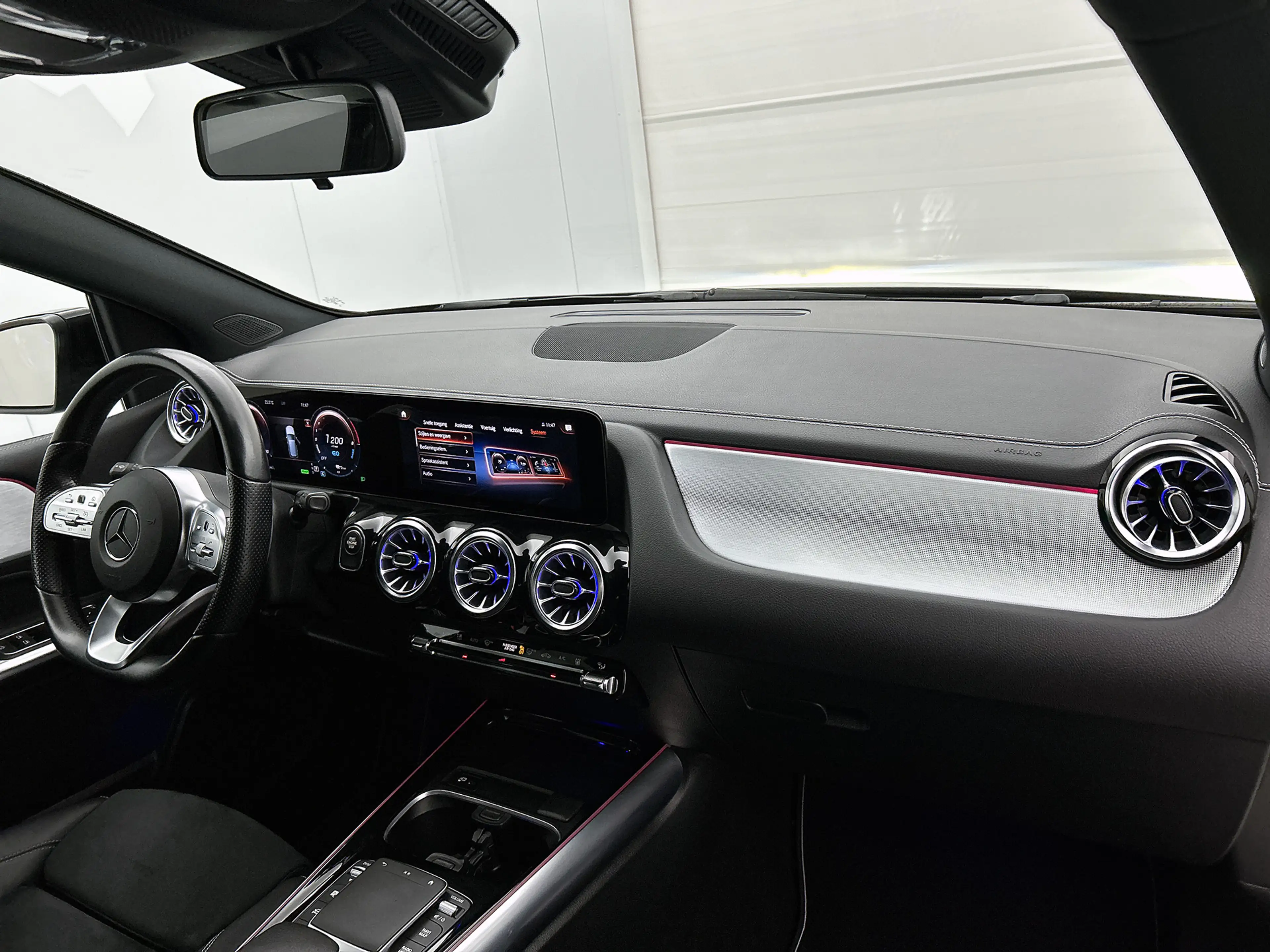 Mercedes-Benz B 250 e AMG Plug-In Hybride LIchtmetalen velgen | naviga — photo 6