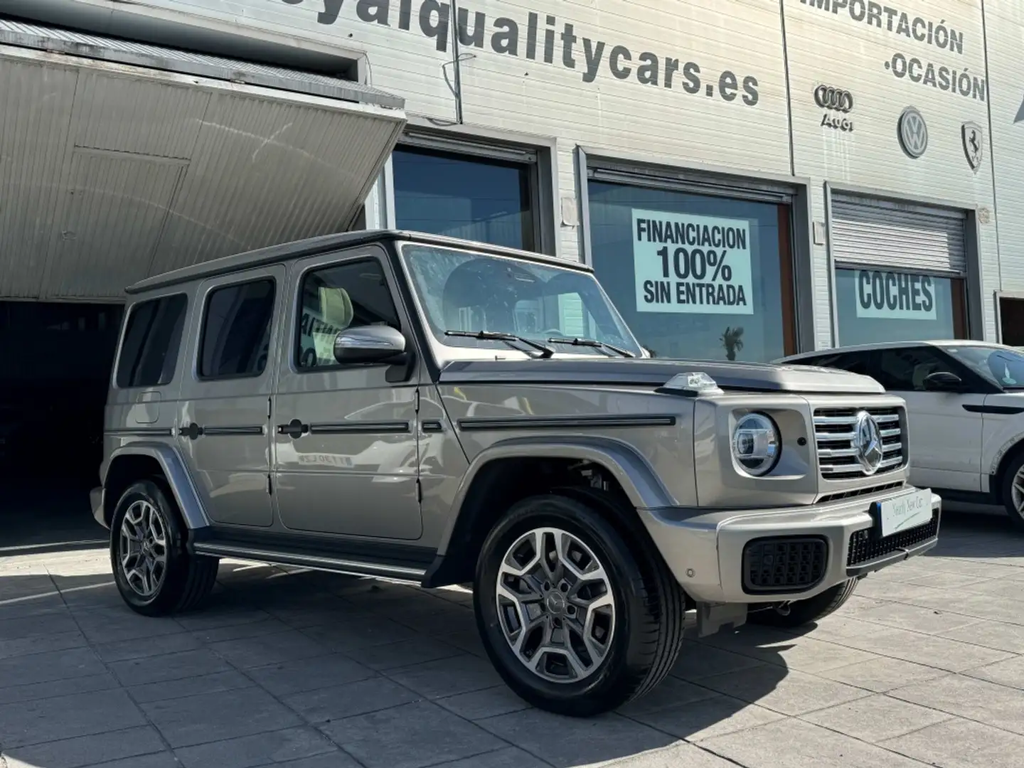 Mercedes-Benz G 450d Linea Exclusive Exterior 4Matic 9G-Tronic Beige - 1