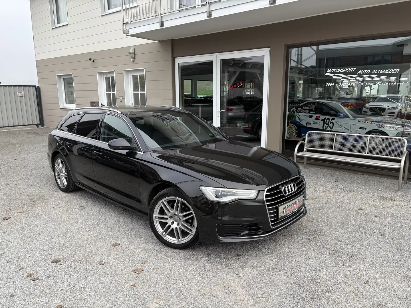Audi A6 2,0 TDI ultra intense S-tronic *ZR NEU*NAV*4-ZONEN Schwarz - 1