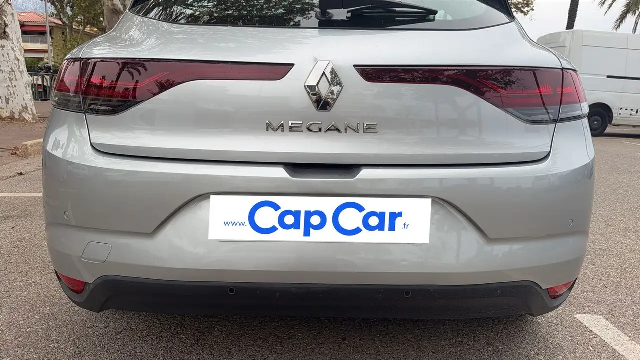 Renault Megane Berline — photo 21