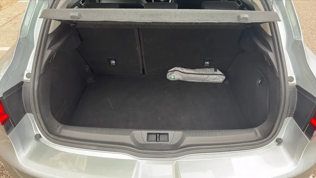 Renault Megane Berline — photo 14
