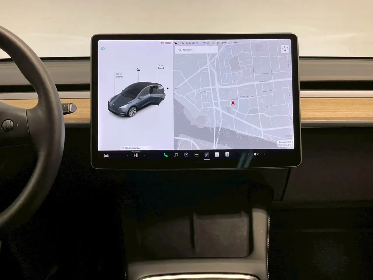 Tesla Model Y снимка Tesla Model Y