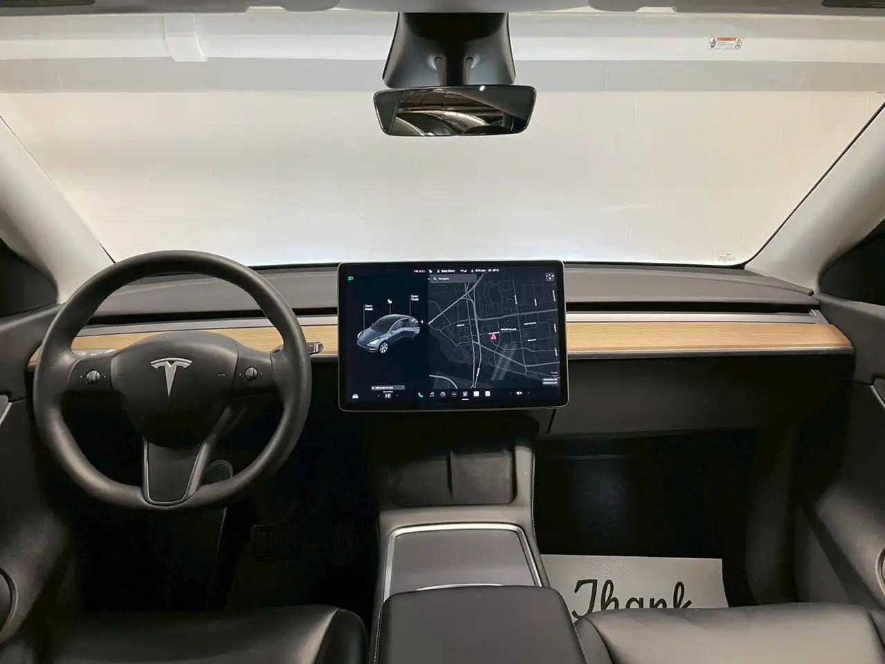 Tesla Model Y снимка Tesla Model Y