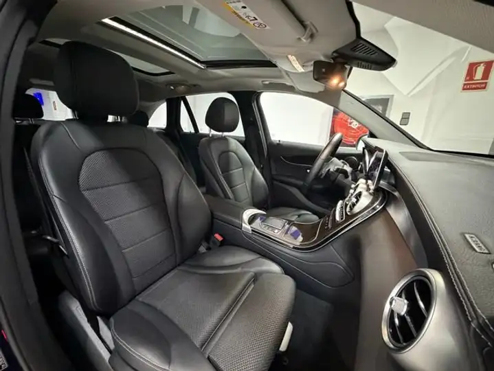 Mercedes-Benz GLC 2022, foto 21