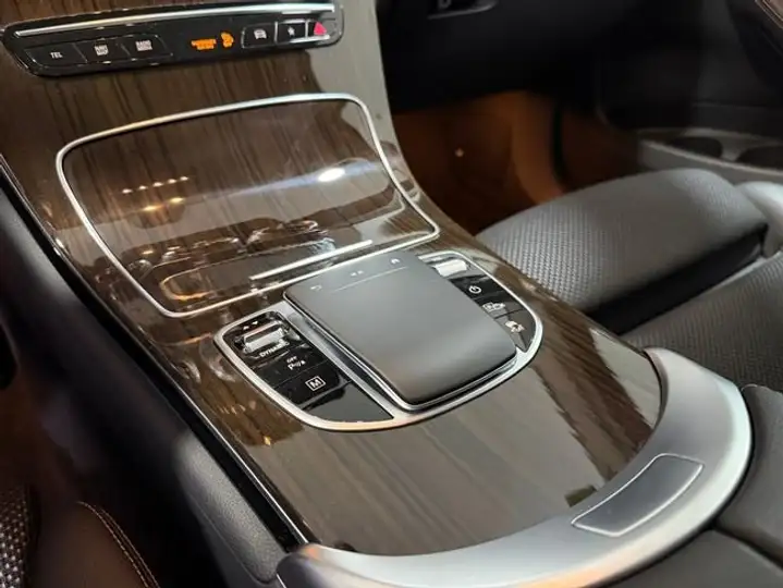 Mercedes-Benz GLC 2022, foto 11