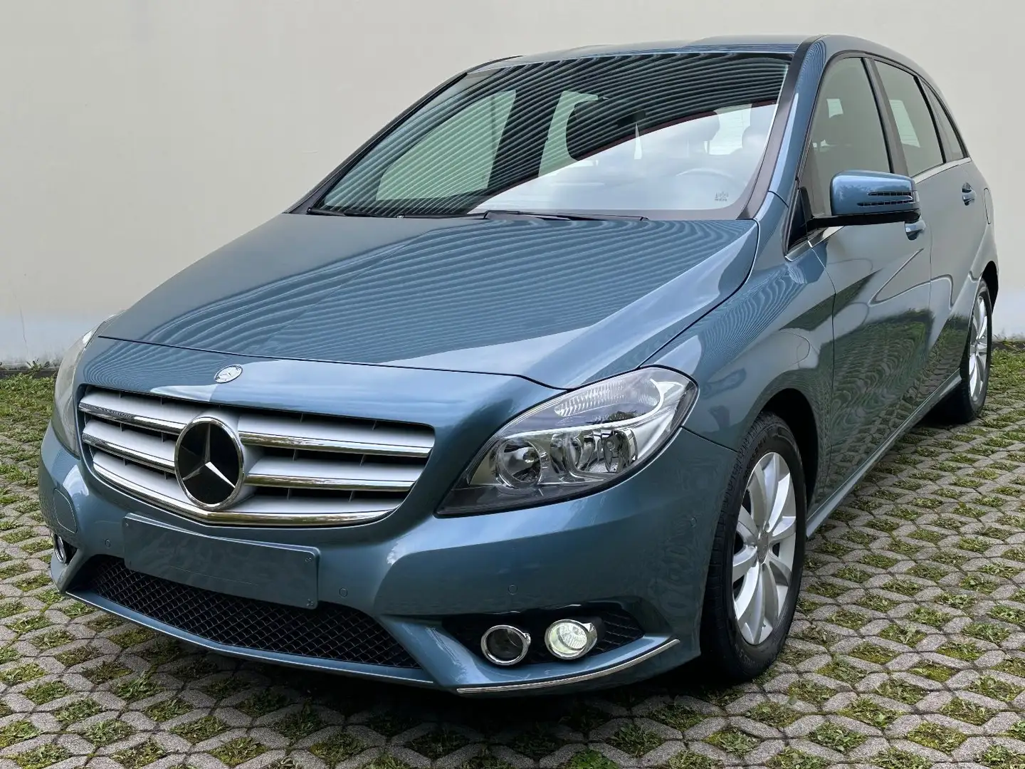 Mercedes-Benz B 180 | PDC | Navi | 1 Hand | - 1