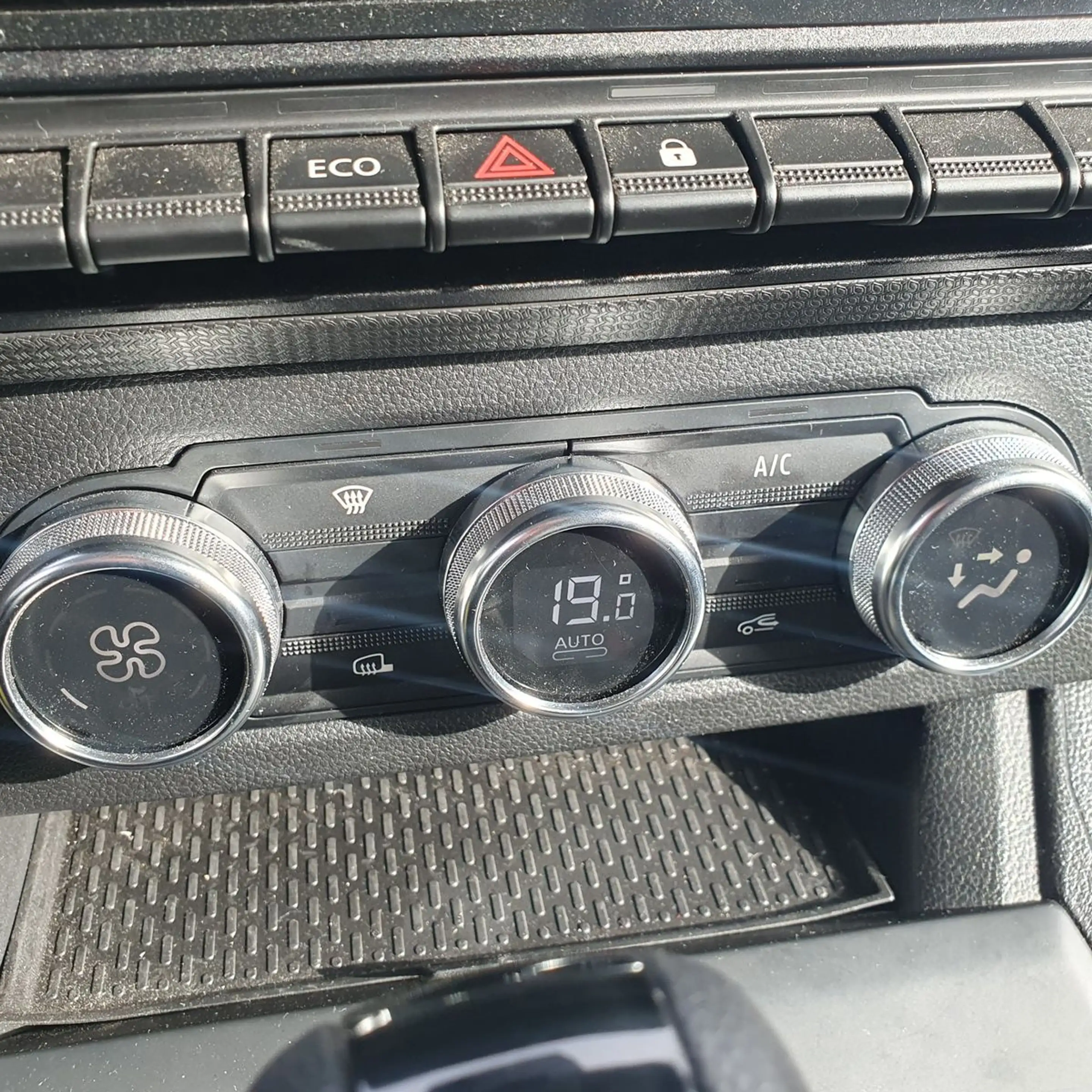 Renault Kangoo III Rapid L1 45KWH E-Tech Electric 8600km — photo 8