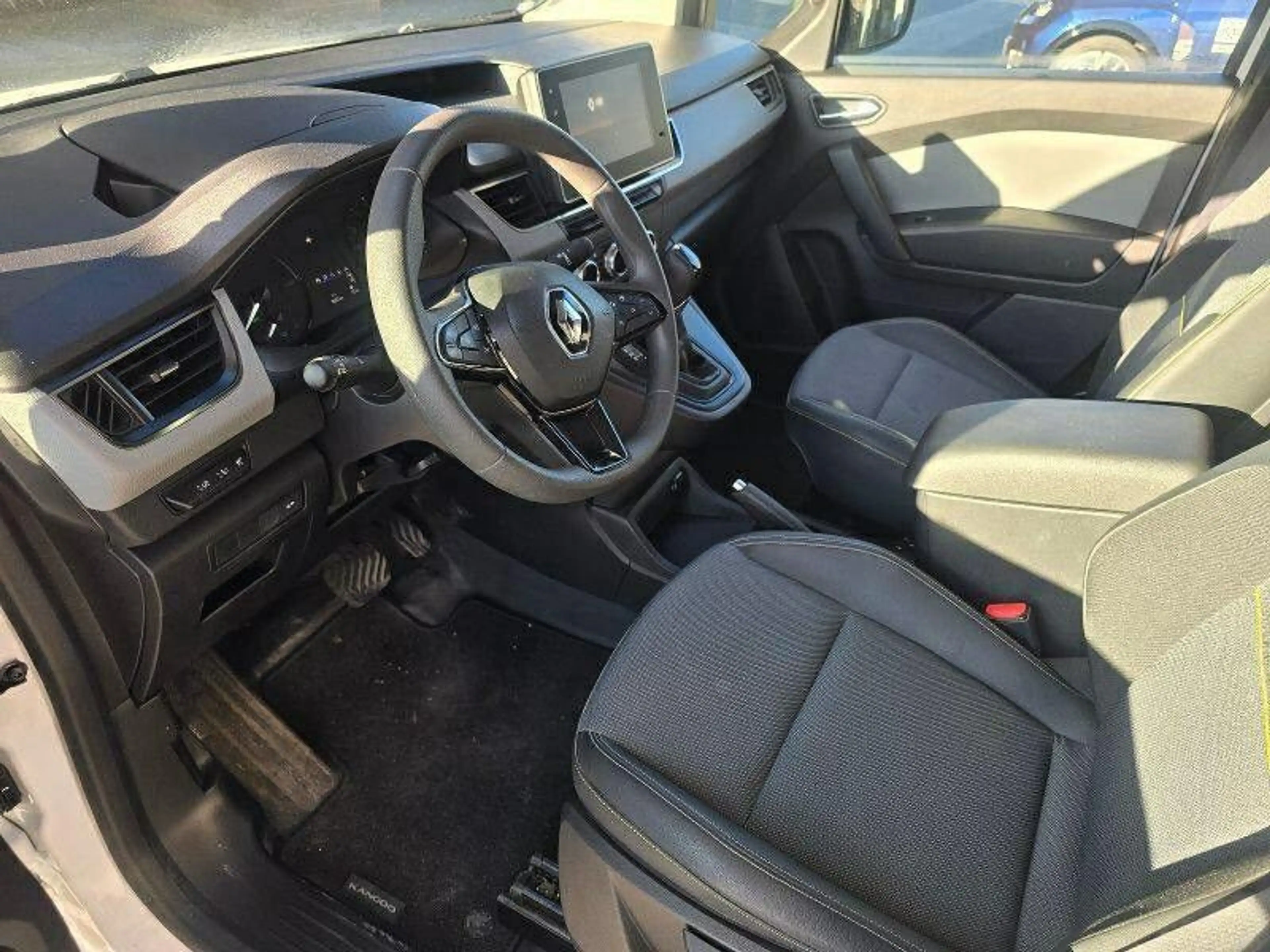 Renault Kangoo III Rapid L1 45KWH E-Tech Electric 8600km — photo 3