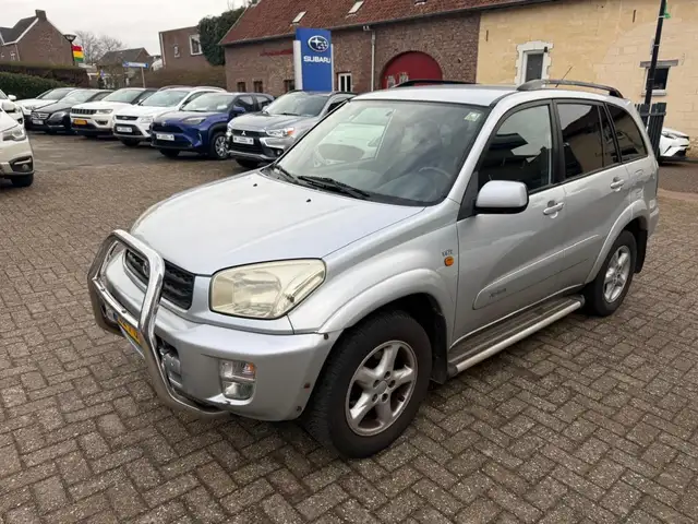 Toyota RAV 4 2.0-16V VVT-i Sol**4X4**