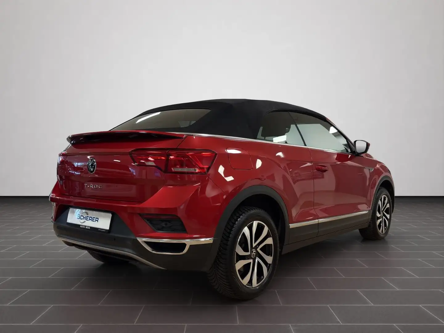 Volkswagen T-Roc 1.5 TSI Active DSG NAVI ACC Stan Rot - 2