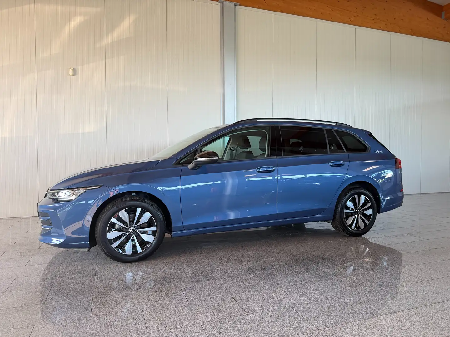 Volkswagen Golf Variant 1.5 TSI 85 kW Goal Blau - 2