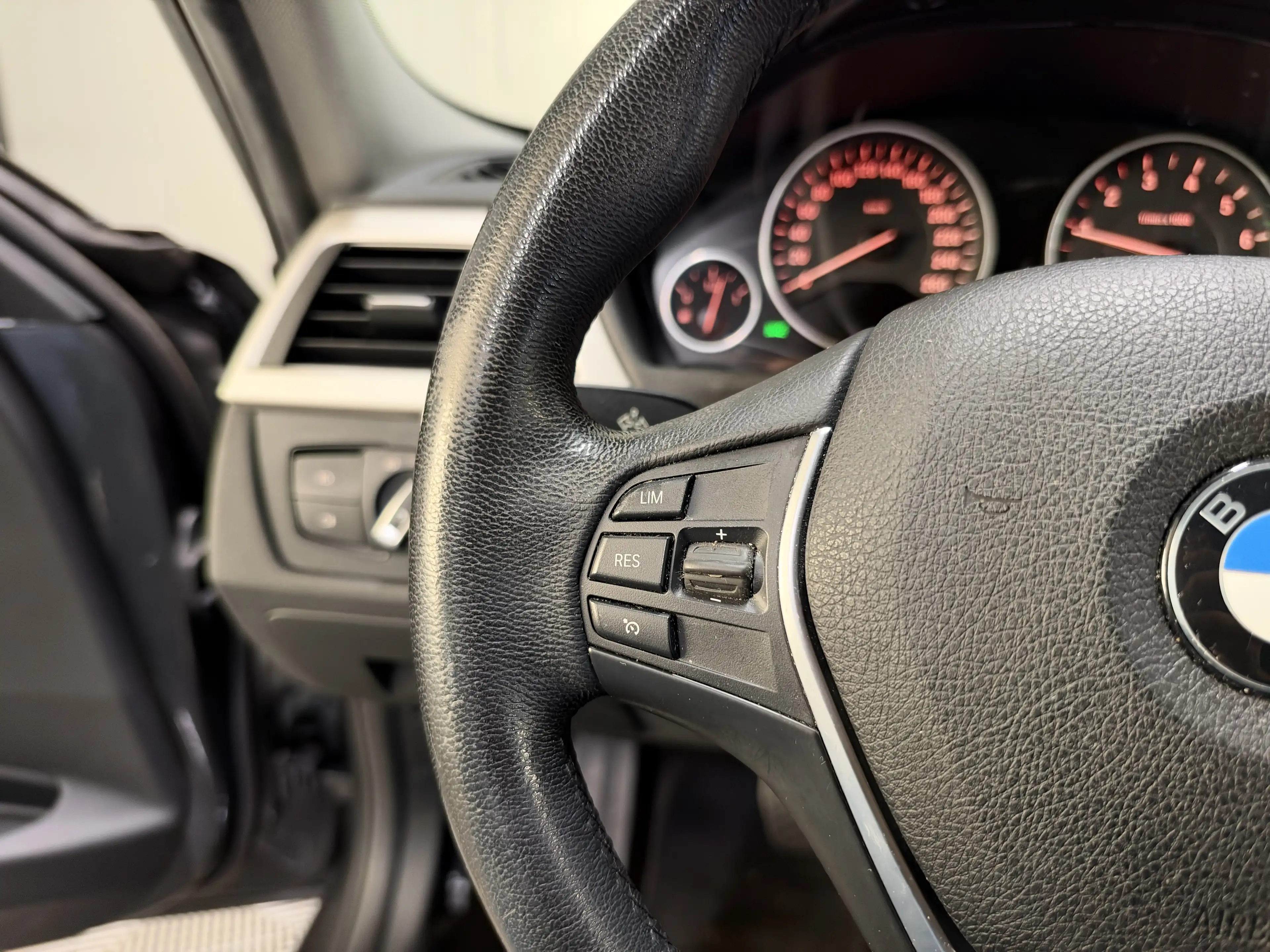 BMW 318 3-serie 318i Aut Sedan | Executive | Navi | Led — photo 15