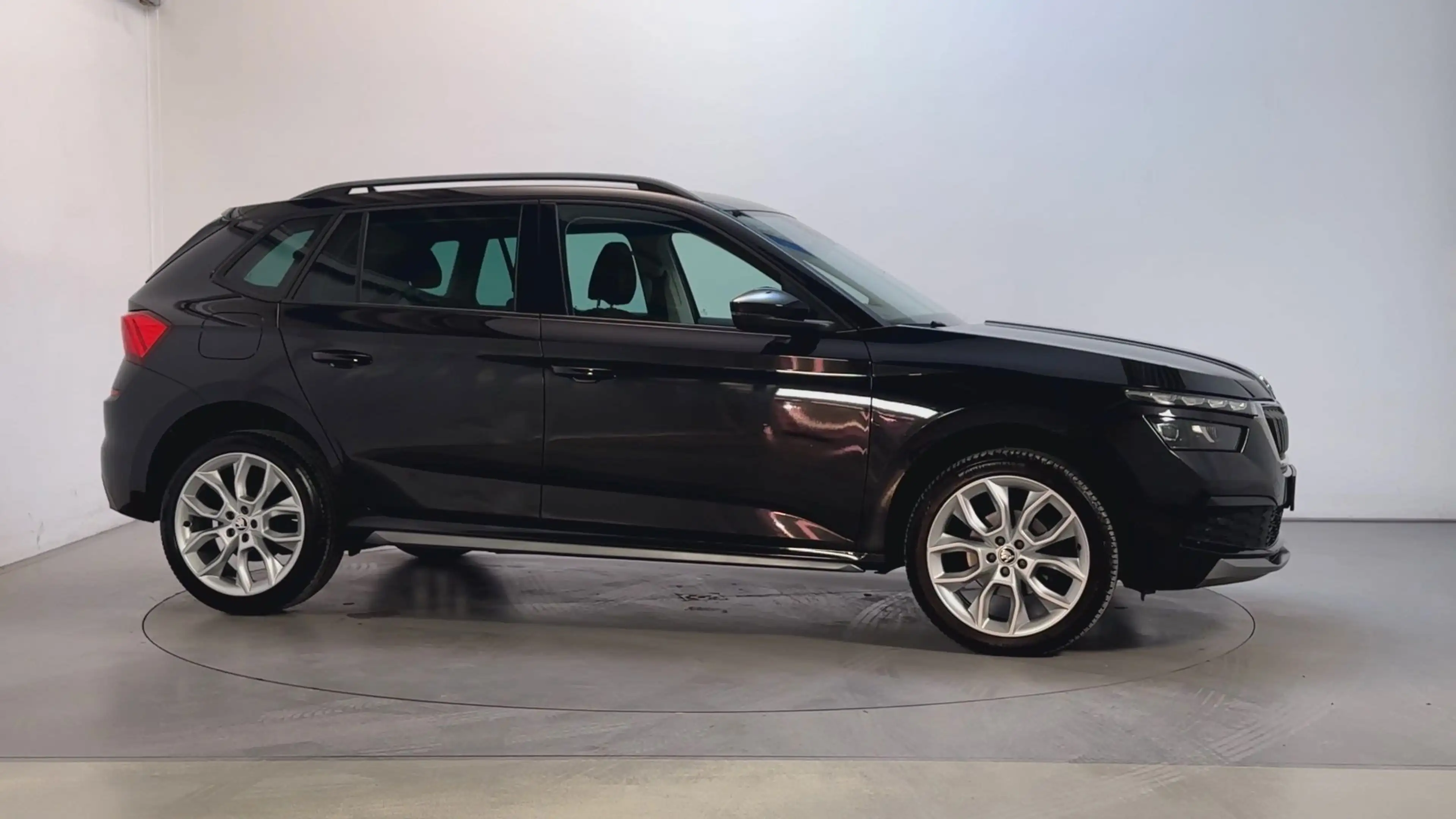 Skoda Kamiq 1.0 TSI 110pk DSG Business Edition LED Virtual Coc — photo 12