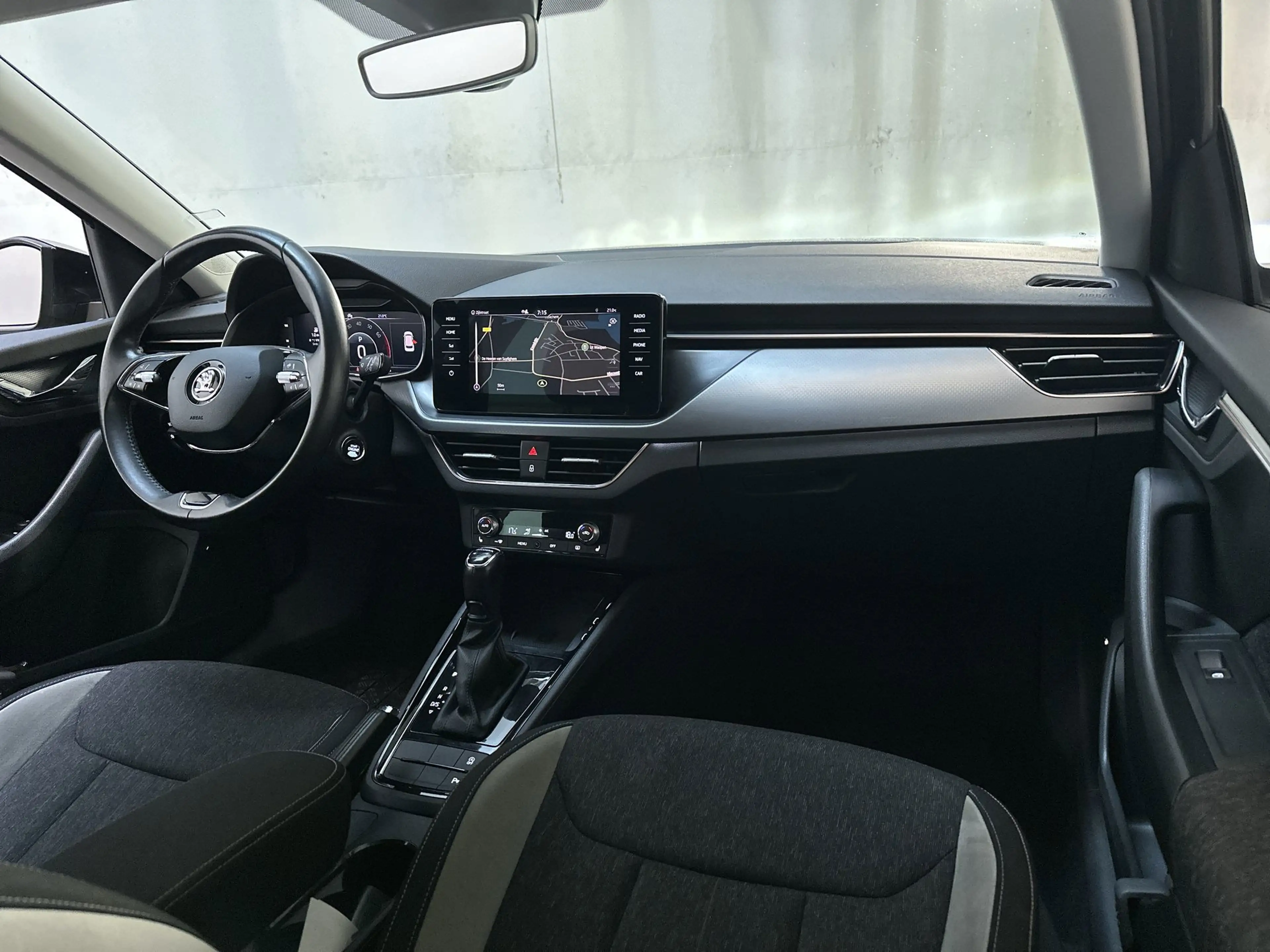Skoda Kamiq 1.0 TSI 110pk DSG Business Edition LED Virtual Coc — photo 2
