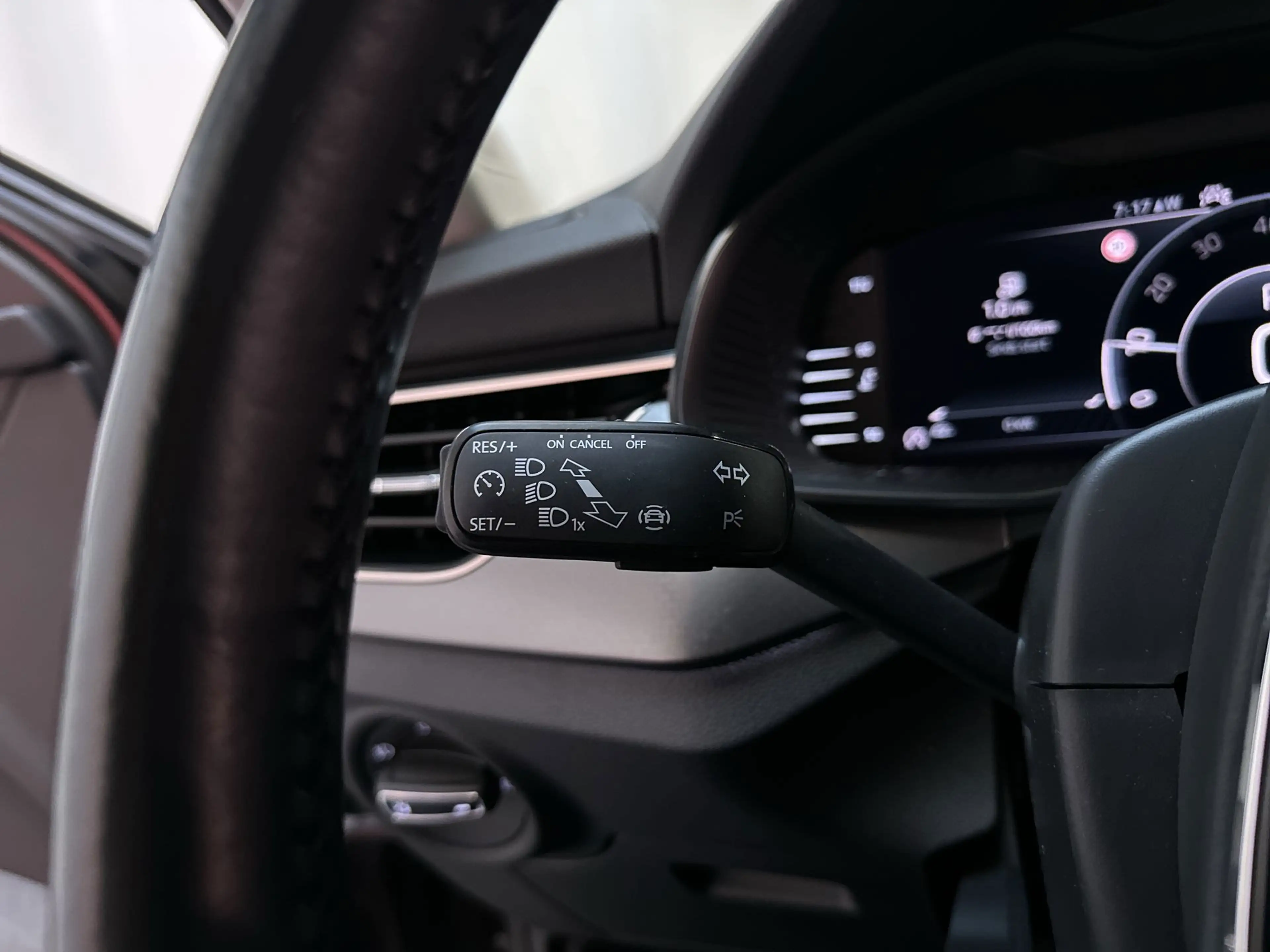 Skoda Kamiq 1.0 TSI 110pk DSG Business Edition LED Virtual Coc — photo 24