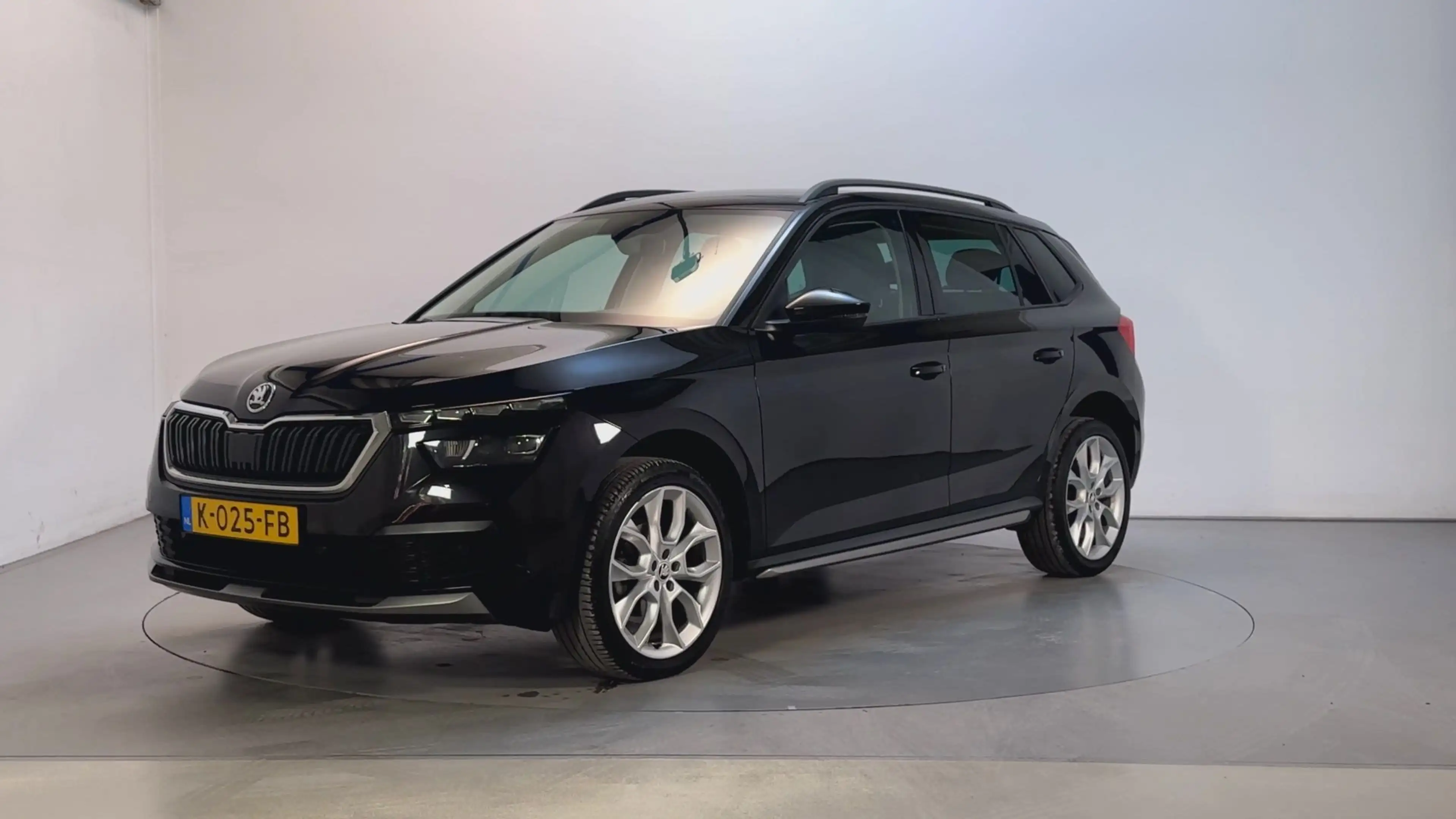 Skoda Kamiq 1.0 TSI 110pk DSG Business Edition LED Virtual Coc — photo 8