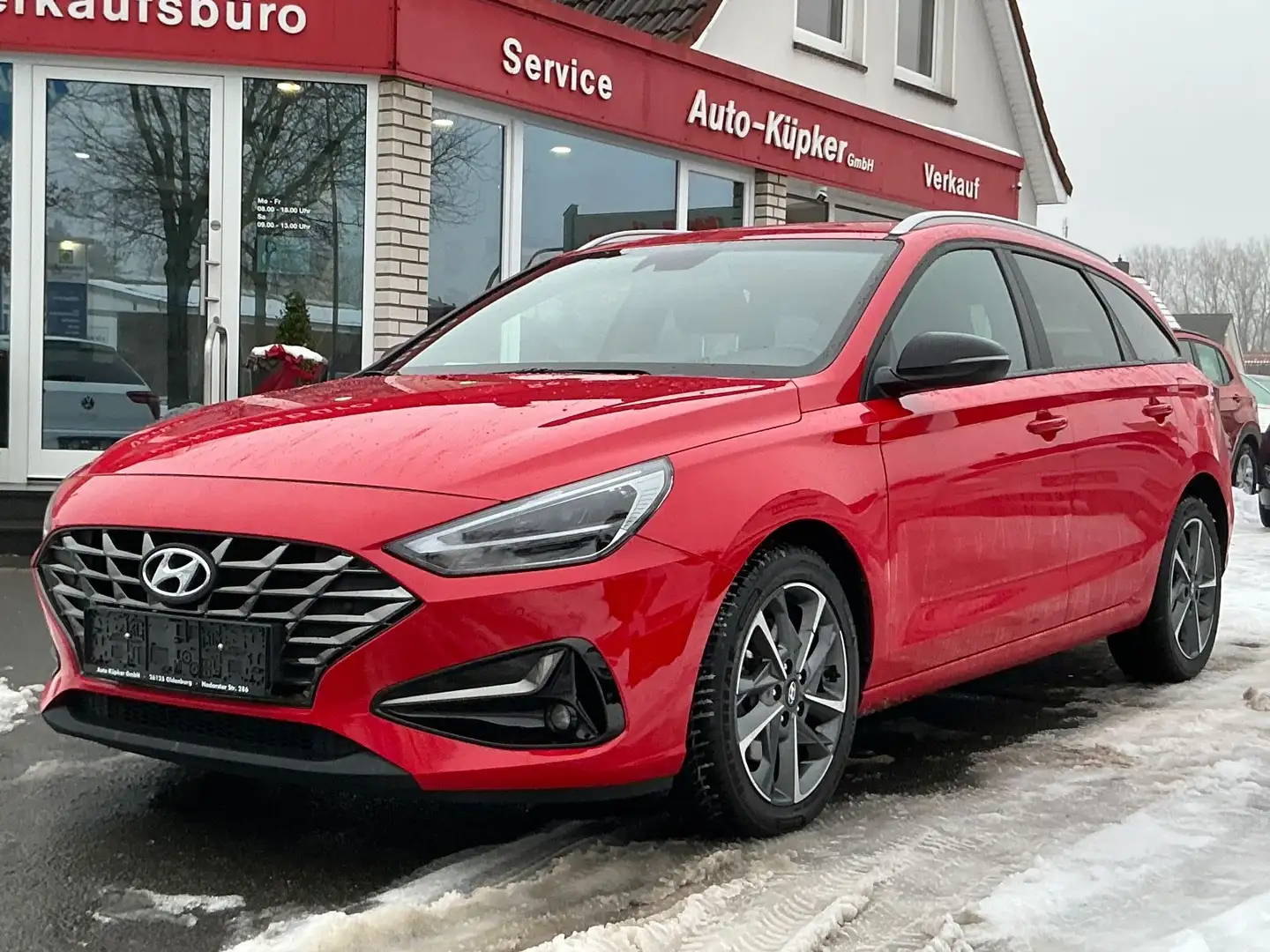 Hyundai i30 cw Connect & Go Navi LED SHZ Kamera Rot - 1