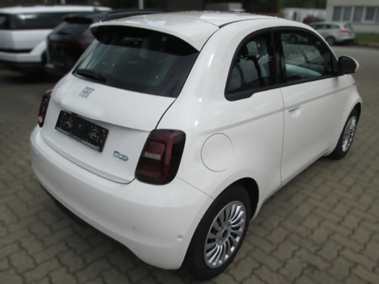 Fiat 500 E 118 PS Kamera DAB Android Apple CarPlay, миниатюра 4