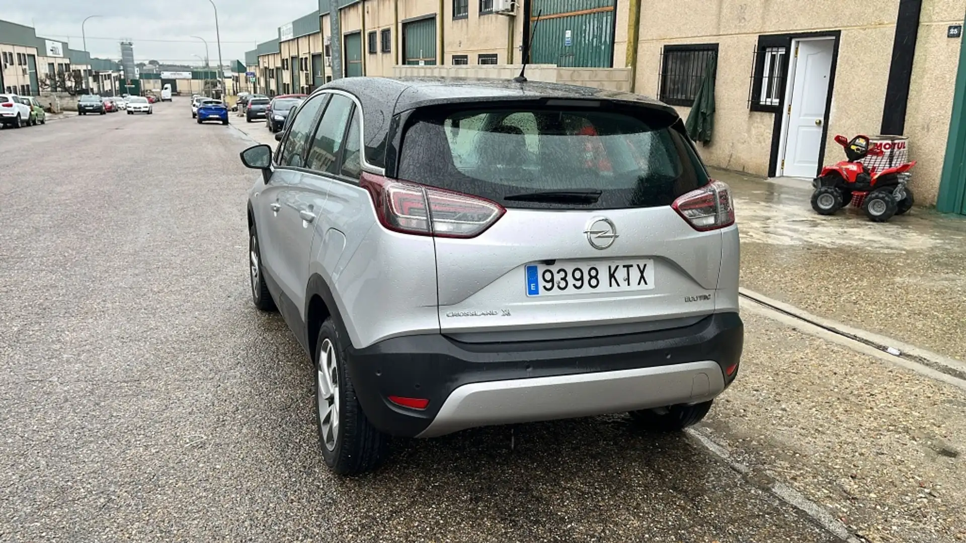 Opel Crossland X 1.2T S&S Edition 110 Grijs - 2