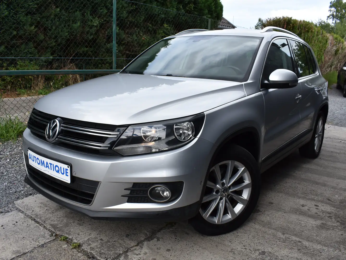 Volkswagen Tiguan 2.0 TDi SCR 4Motion Sport / FULL OPTION / GARANTIE Gris - 1