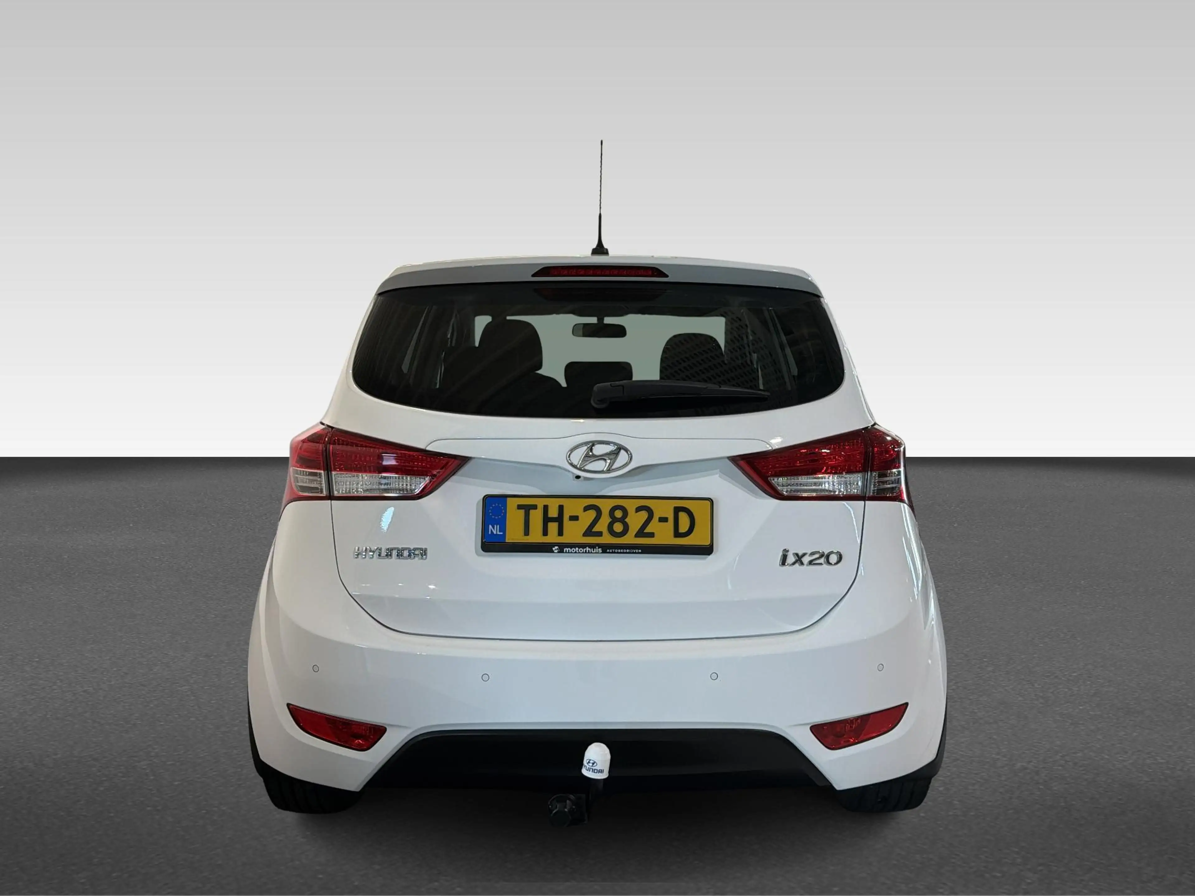 Hyundai iX20 1.4i Go! 2018 — photo 10