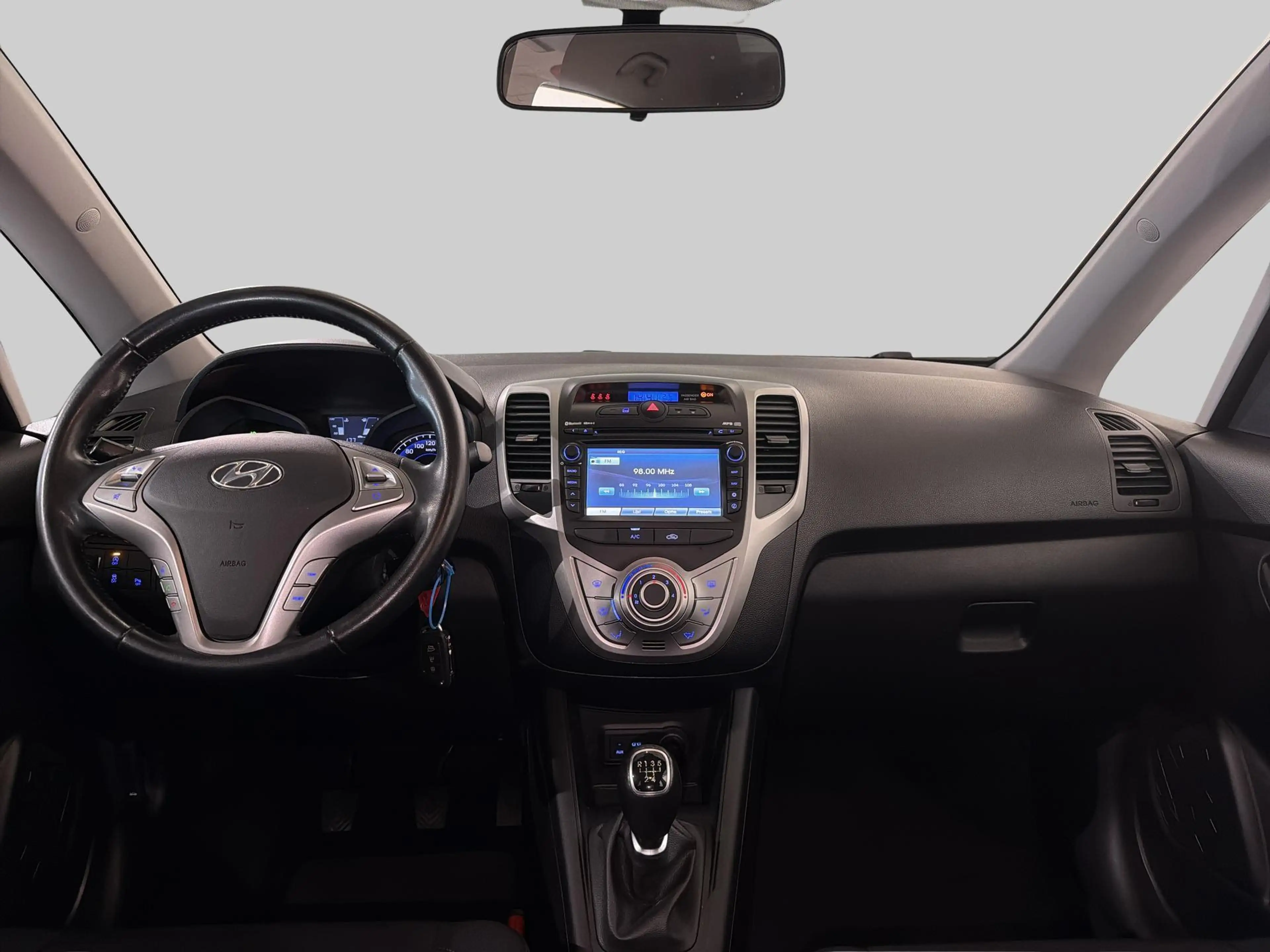 Hyundai iX20 1.4i Go! 2018 — photo 5
