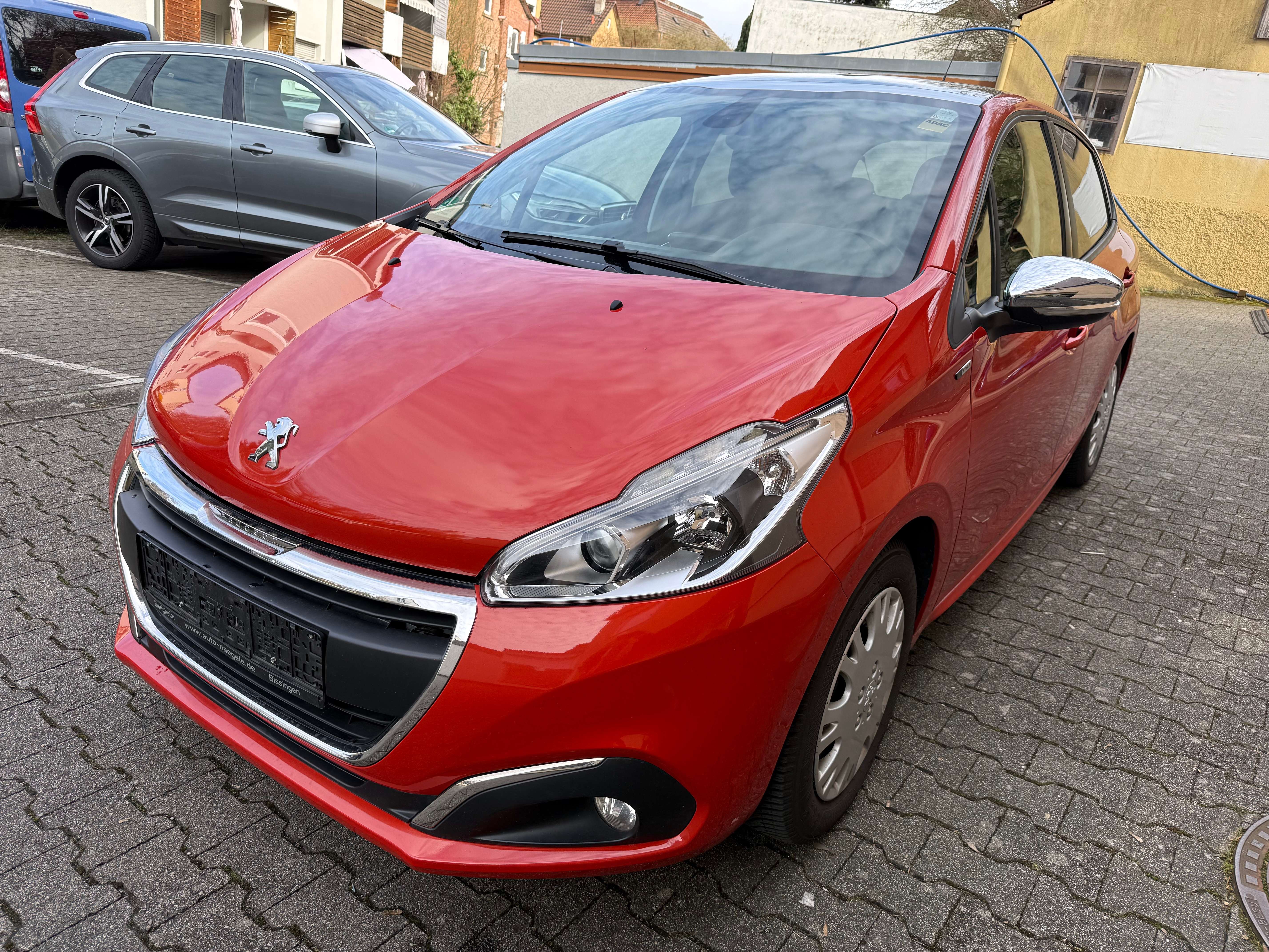 Second hand Peugeot 208 
