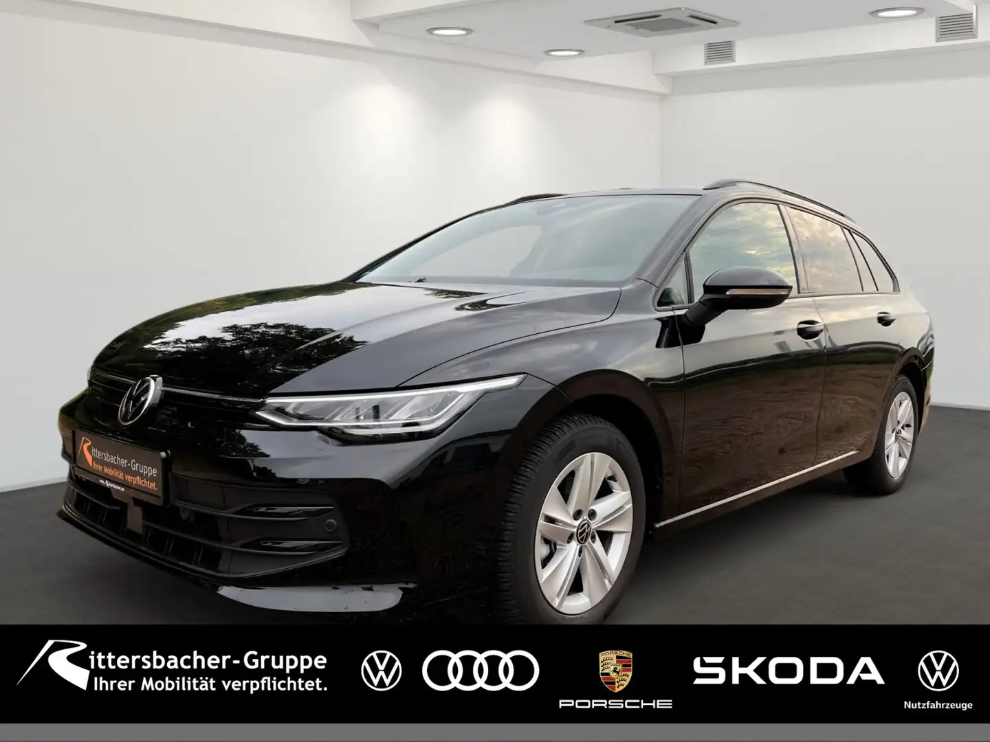 Volkswagen Golf Variant Golf VIII Variant 1.5 TSI Life DigitalCockpit Pr Schwarz - 1