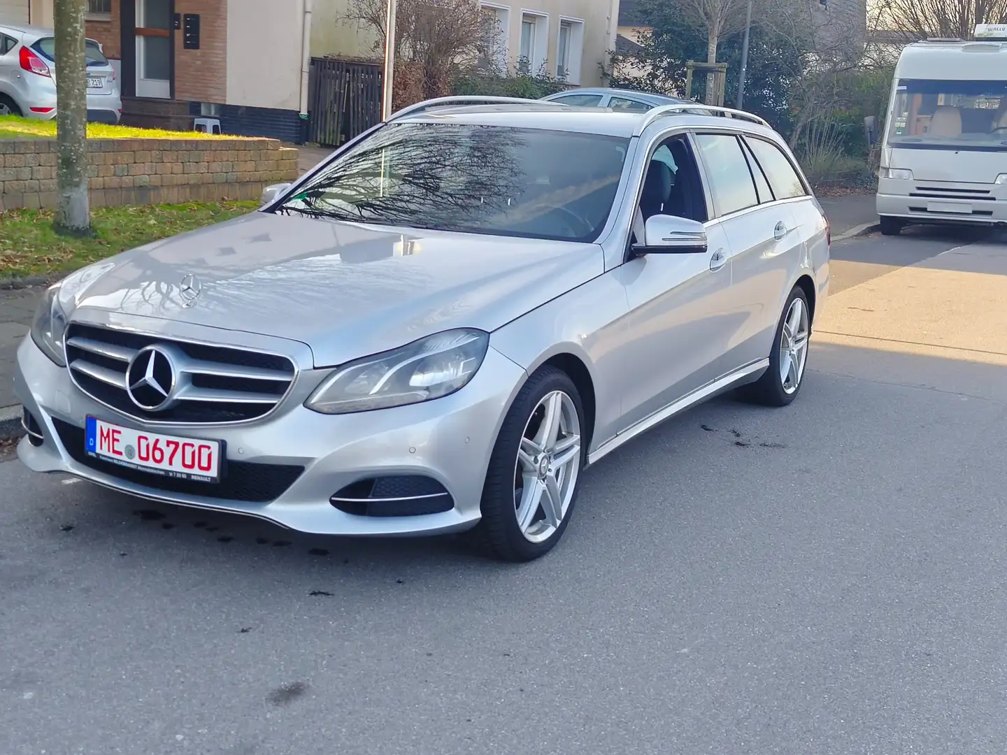 Mercedes-Benz E 220 E 220 CDI BlueEfficiency (212.202) Gris - 2