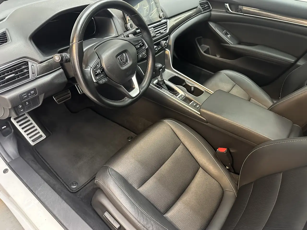Honda Accord снимка Honda Accord