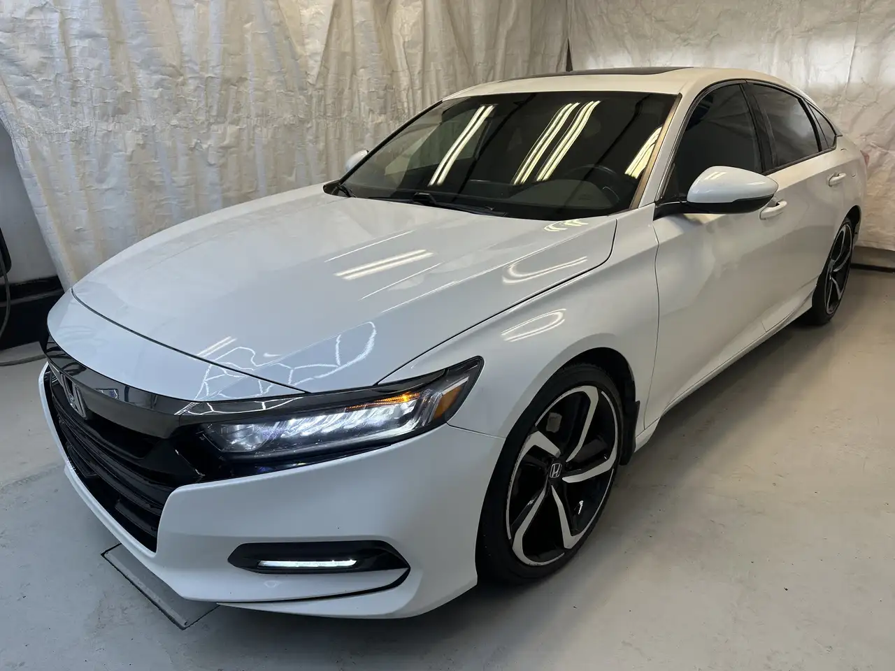 Honda Accord снимка Honda Accord