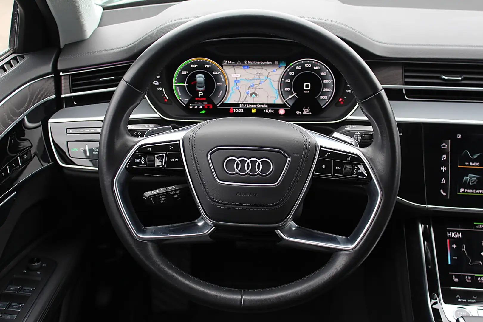 Audi A8 60 TFSI e PHEV quattro Schiebedach, ACC, Massag... Schwarz - 2