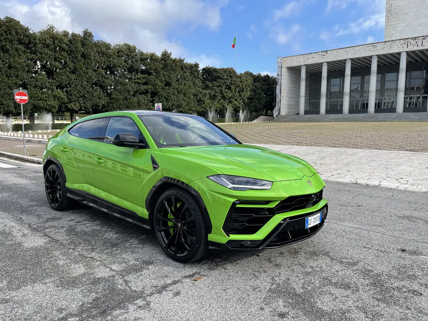 Lamborghini Urus PEARL CAPSULE Grün - 1