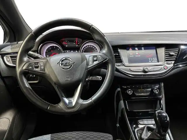 Opel Astra view 14